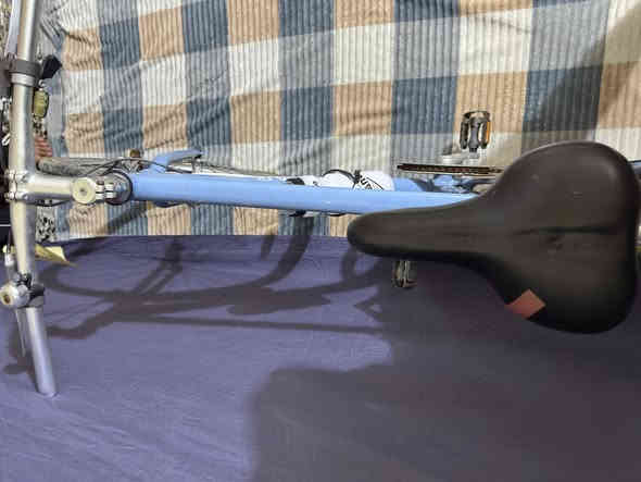 ━━━━━━━━━━━✦✧✦━━━━━━━━━━━
🚴‍♂️ بايسكل موديل 700C الرياضي 🚴‍♂️
⚡ حجم : 28
⚡️المعدن المنيوم لشه مضلعه وزن خفيف
⚡ باله أصلي كسر حاوية
⚡ جاهز ونظيف بدون نقص
⚡ كير خلفي 7 نمره (سحب + دفع) شيمانو أصلي
💰 السعر : 140,000
🚚 يوجد توصيل

📞 للاستفسار : *********** واتساب 
+مازنجر 
━━━━━━━━━━━✦✧✦━━━━━━━━━━━
