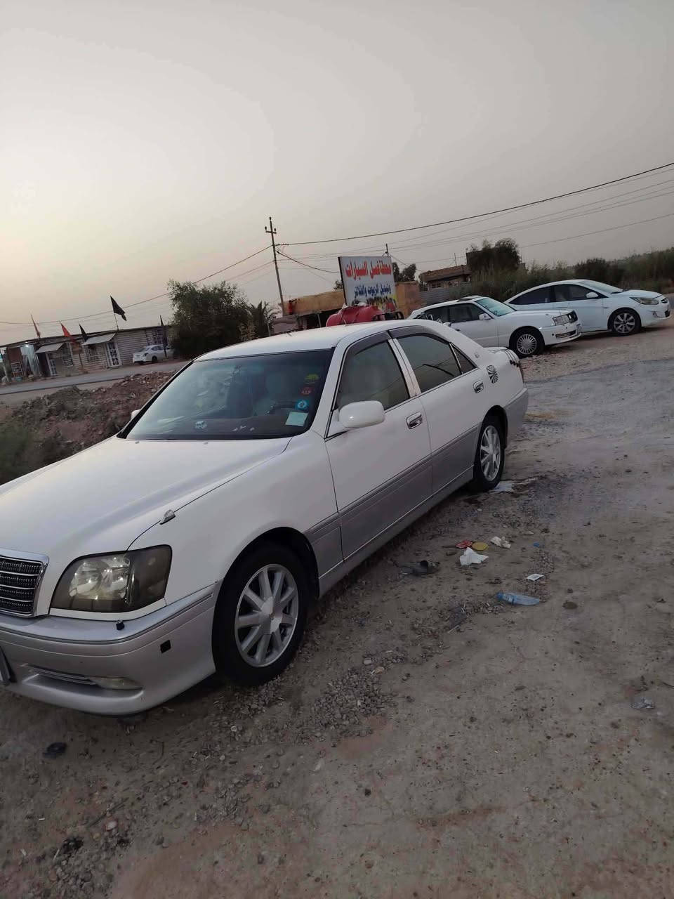 سلام عليكم
للبيع فقط السعر 115وبيه مجال  قرار 48 مدفوع الكمرك باقي بس الرقم 
موصفات 3دكم 
كرستال اصل 
شاصي 75 
ديفور الكبير 
4 كشنات كهرباء 
برده 
تحكم خلفي بصوت +دمام 
مثبت سرعه 
كير مكينه مكفولات 
حداديه جديده 
ماناقصه برغي السياره 
مكاني بالنجف
***********
