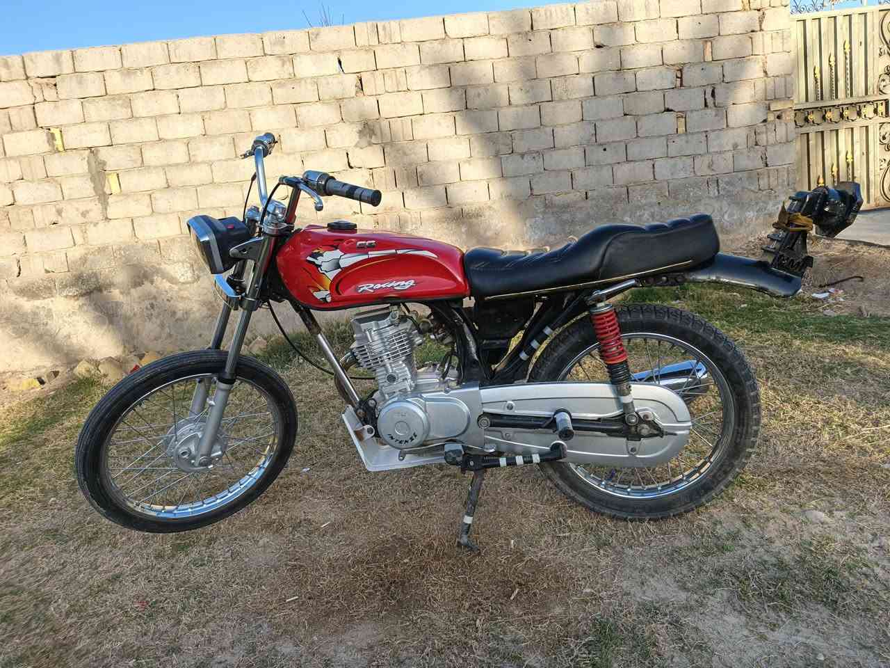 السلام عليكم دراجه للبيع تعمير 25مكفوله ***********
