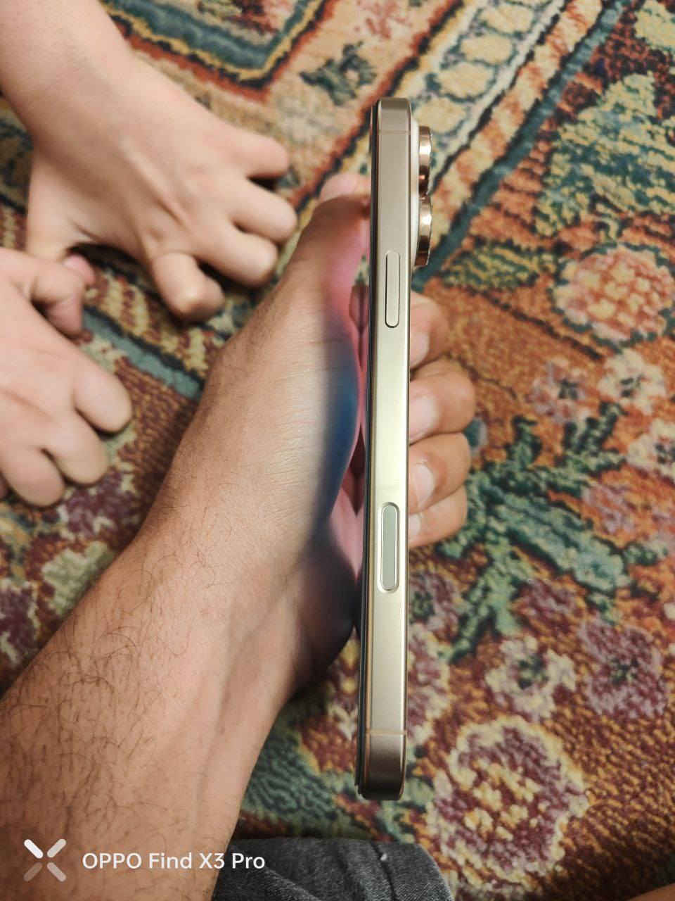 256G ,  شرق اوسط يدعم شريحة
نظافة 100% ، استخدام قليل ، صحة البطارية 94% ، مستبدل شاشة وبطارية اصليات درجة اولى ، مع لاصق شاشة وحافظتين جدد واير شحن كلهن اصليات ، مليون و50 فقط . او مراوس vivo x300 أو بورا 80 الترا


**إذا كنت صاحب هذا الإعلان وتريد حذفه لأي سبب، رجاءا أرسل رسالة إلى الدعم الفني**