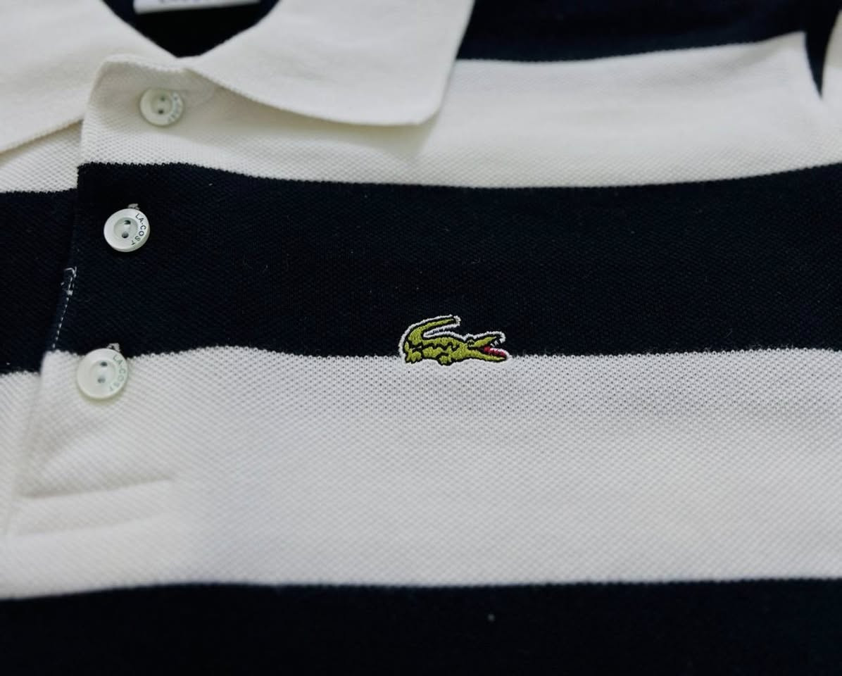 Lacoste  صنع وإصدار فرنسي 🐊
القياس ( #يلبّس_سمول)
عُرض الصَدر 49 .


**إذا كنت صاحب هذا الإعلان وتريد حذفه لأي سبب، رجاءا أرسل رسالة إلى الدعم الفني**