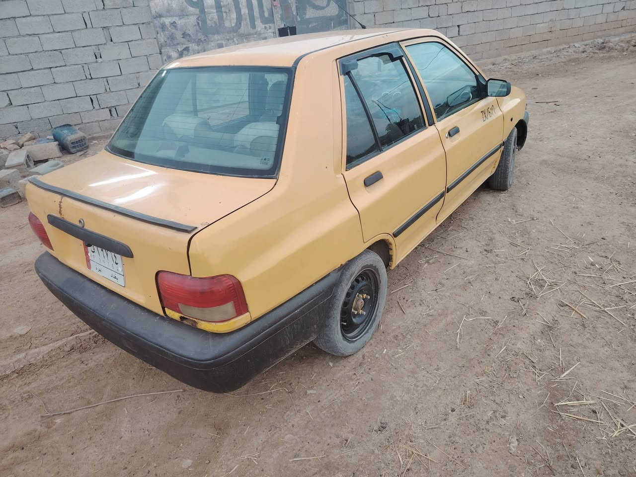 سلام عليكم سايبه للبيع  ٢٠١٥بسمي سياره حلوه ي ادله شويه ترتيبات مكينه وكير مكفولات سعر ٢٥وبيهه مجال سنويه ٢٨ مكاني صلاح الدين الدجيل لستفسار ***********
