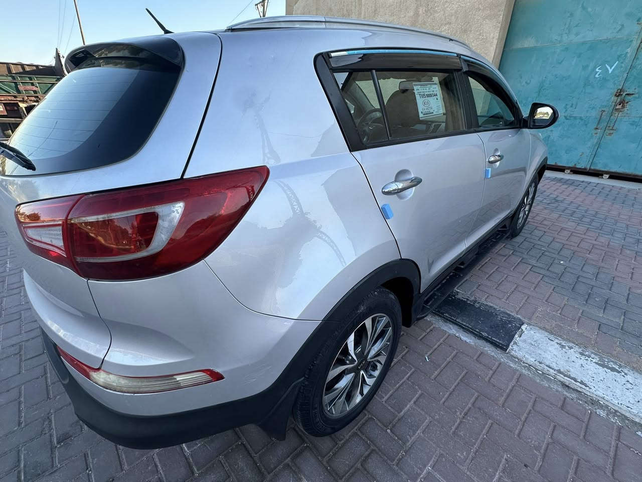 السلام عليكم اسبورتج 2012 خليجية رقم بابل الماني بيها 3قطع صبغ سونار مرفق بصور جاهزة من كلشي مكنيه كير حداديه تبريد تخم تاير مكينه 2000دوش  مواصفاتها تحكم شاشه كأمره ويل اكروم تحكم مري اشاير بل مري مكاني كربلاء المقدسه السعر 119 مجال بصيط 
فقط بيع بدون مراوس ***********
