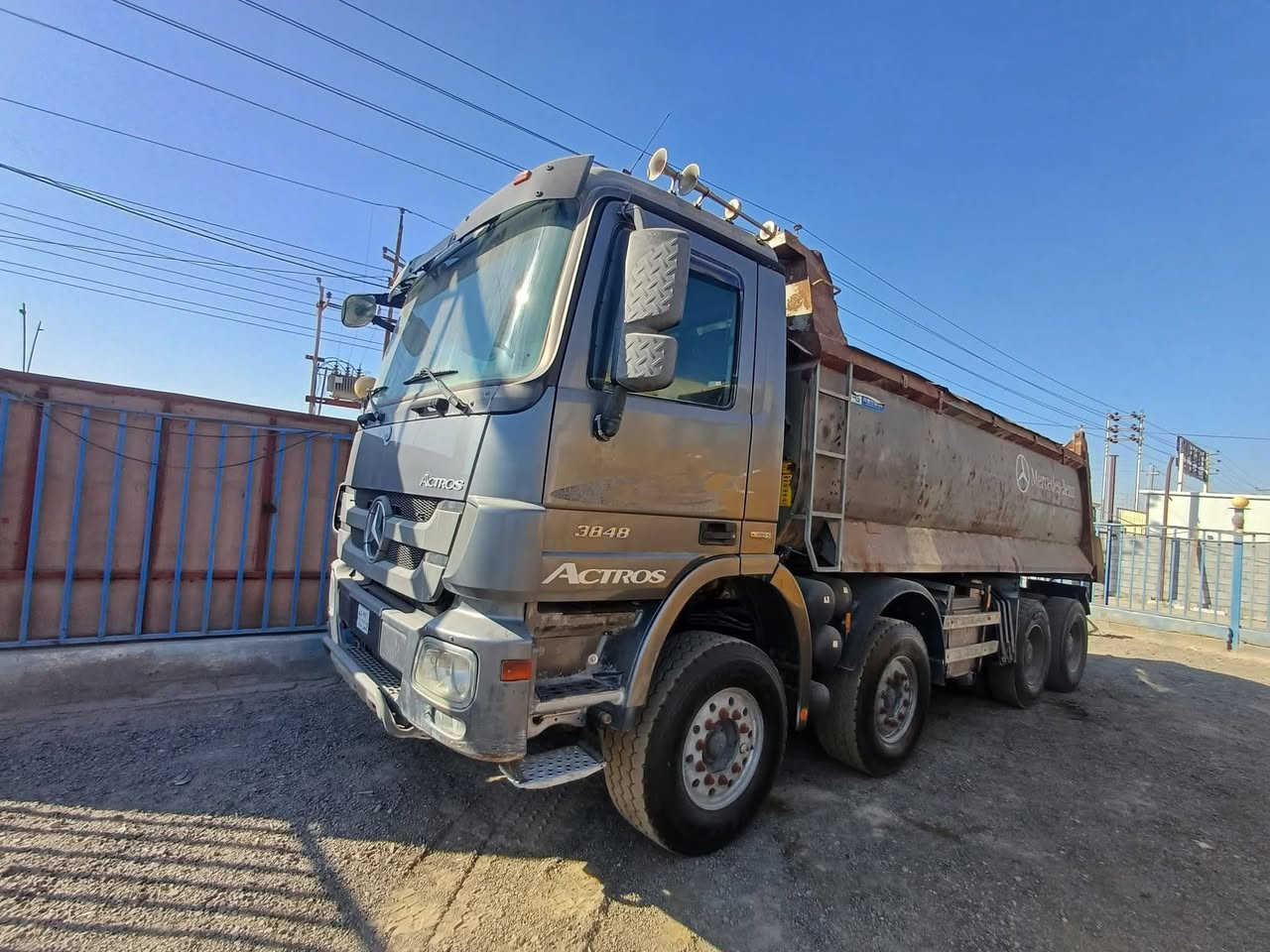 طابت اوقاتكم..
شركة أمواج ضفاف الرافدين 
لتجارة المعدات الثقيلة 
مارسيدس اكتروز كوري 
📌العنوان محافظه البصرة 
{ الزبير طريق سفوان } 
للاستفساراكثر اتصل على الأرقام التالية
• Mob :-  ‎*********** 
• Mob :-  *********** 
• WhatsApp :- ***********
