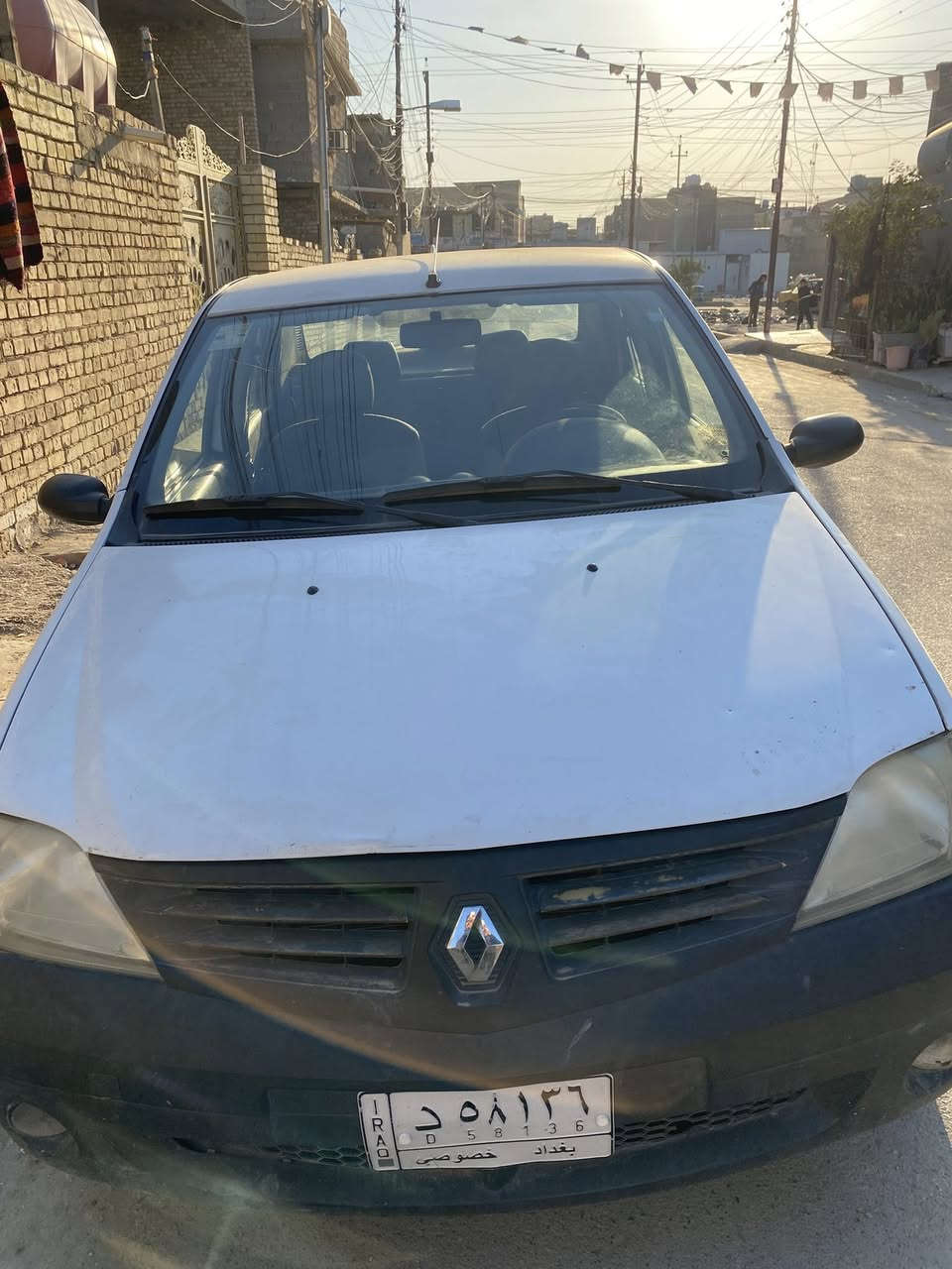 السلام عليكم رينو لوكان2009 نظيفة السعر 45وبيها مجال ستفسار اكثر اتصل ع الرقم***********
