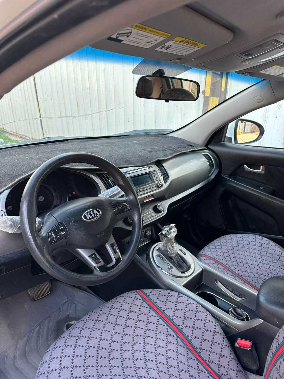 سلام عليكم
سبورتج 2016 وارد أمريكي 
حادث بابين صفحة جانب السائق 
مبدل باب والباب الثانية معمرة
مكينة 2400 Gdi
تبريد قطعتين 
بجم كبس
ماشيه 86 الف ميل حقيقي 
صور الحادث بالمنشور مع صور السونار
السعر 149 $
رقم بغداد بإسمي تحويل مباشر 
مكاني بغداد الزعفرانية
للاستفسار ***********
***********
