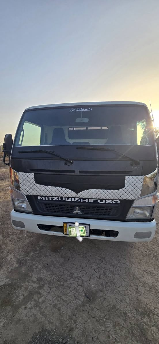 السلام عليكم 
كنتر للبيع 2016 كفاله عامه رقم بغداد 
للاستفسار ***********
