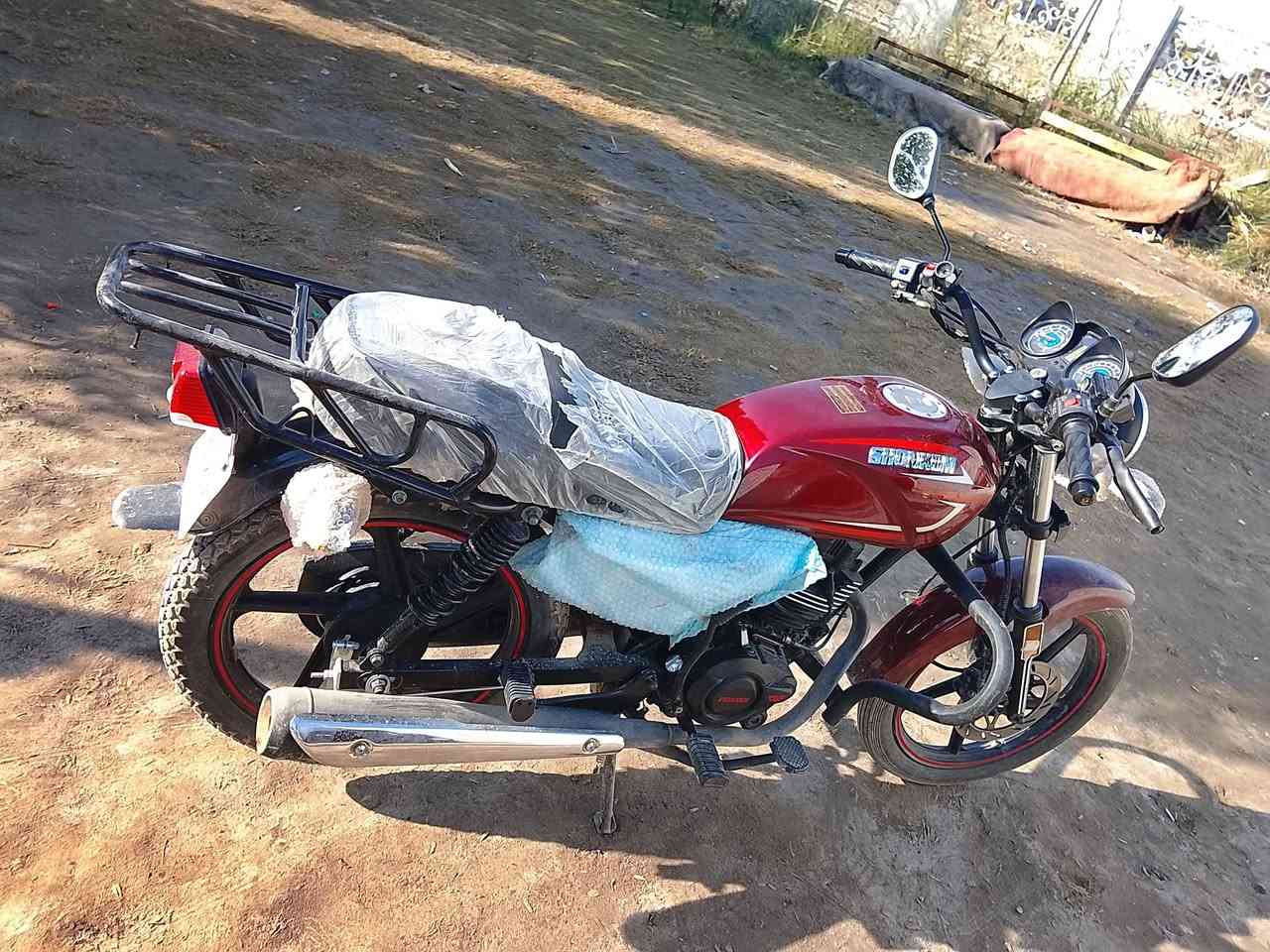 شاينك 26
دراجه صارله 20يوم من طالعه وصله موجود وبي تاريخ 
وما طالعين بيه 
سعره ٩٢٥

مكاني بابل سده الهنديه 
***********
