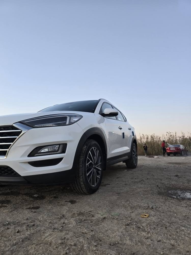 توكسان 2019 مكفوله كفاله عامه مكينه كير حداديه 80% تايرات جدد ماشيه 150 الف رقم اربيل جديد نسويته لل 28 مكينه 2000  مالكه يمي بل ديوانيه 
السيارة ماتخسر عليه ربع 
المو شراي لا يدخل رقمي  موجود فقط وتساب *********** ديوانية, القادسية
