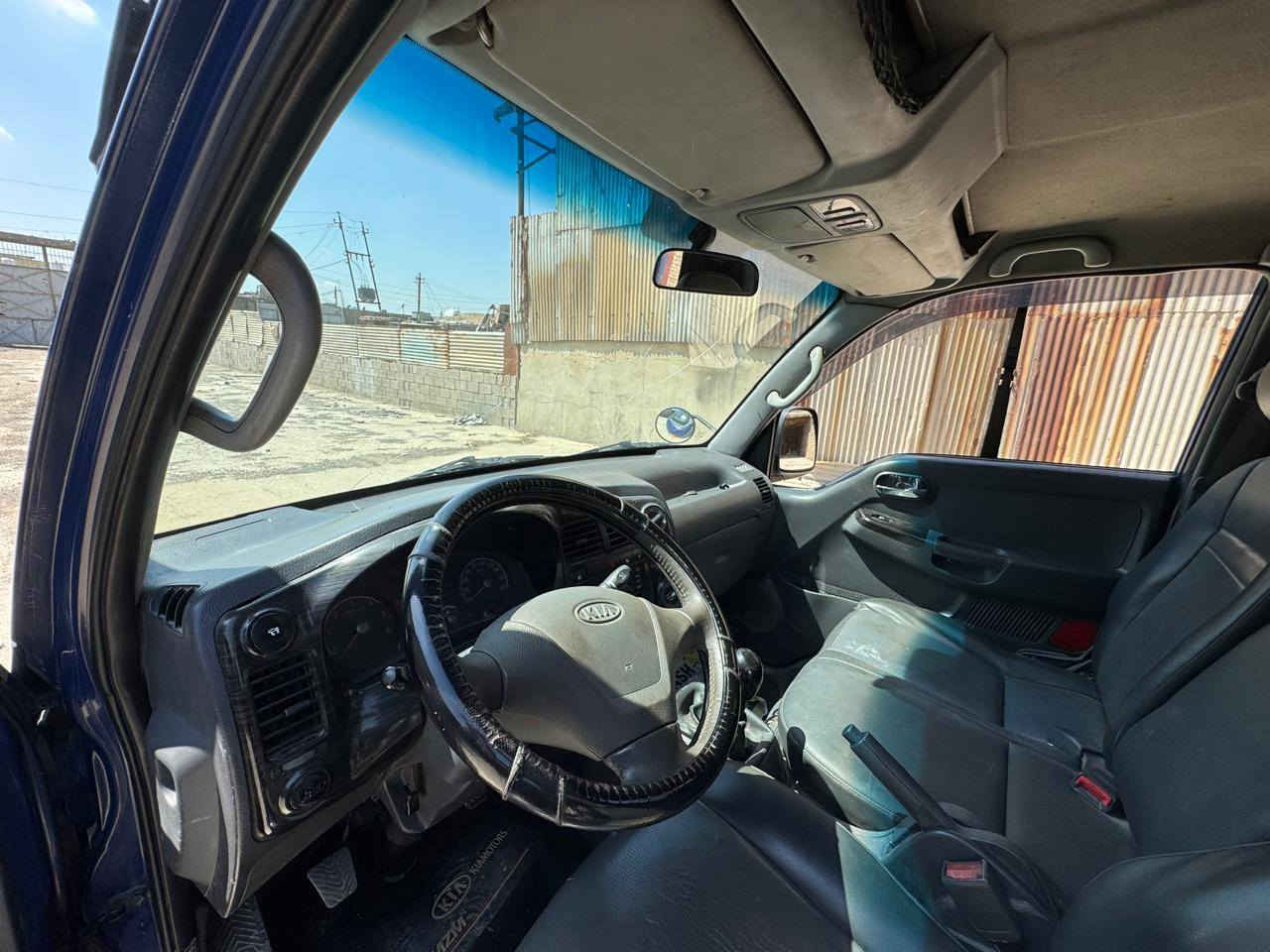 للبيع كيا مسكر موديل 2011 للستفسار الاتصال على رقم ***********
