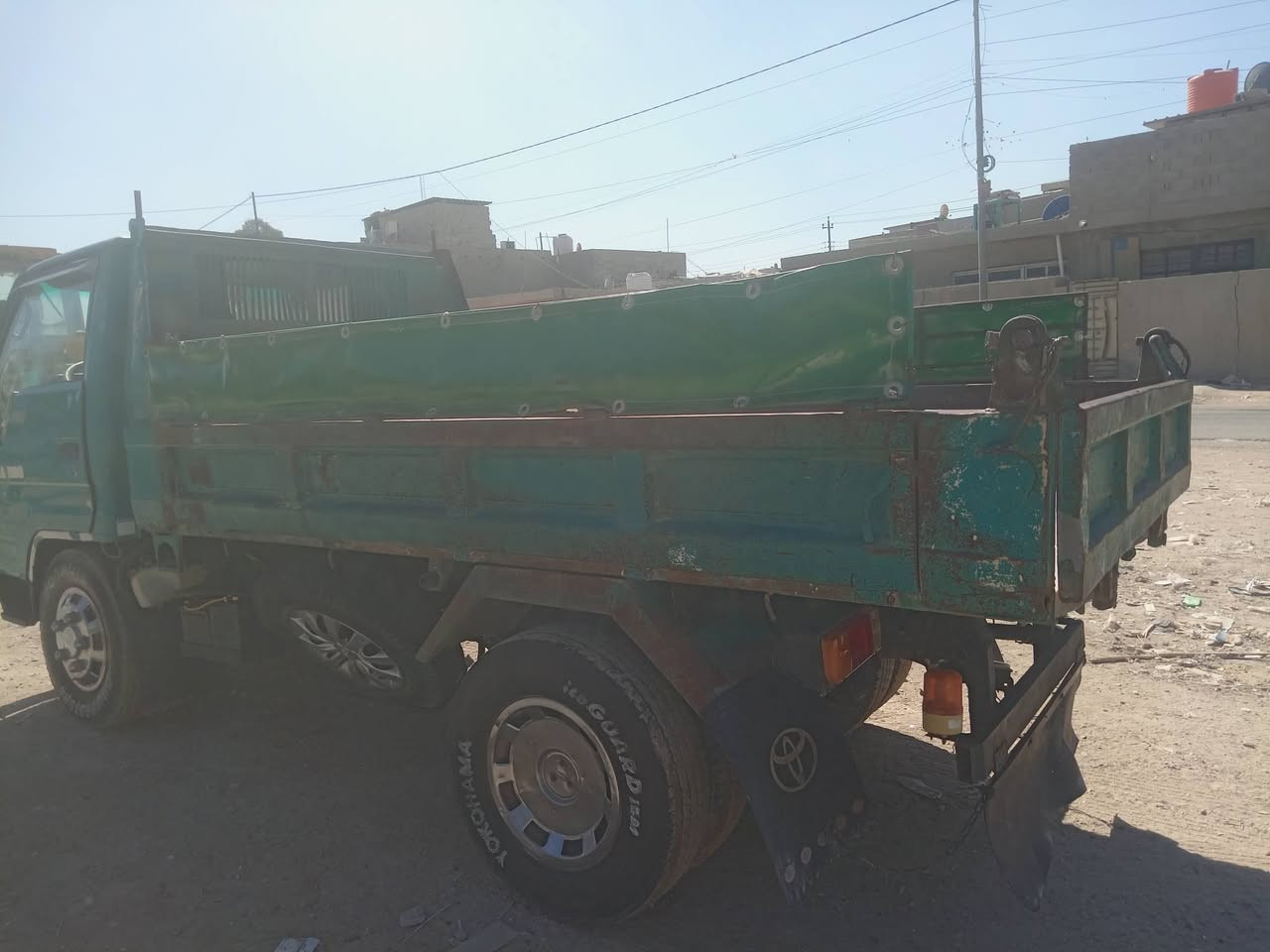 سياره قلاب للبيع *********** ***********
