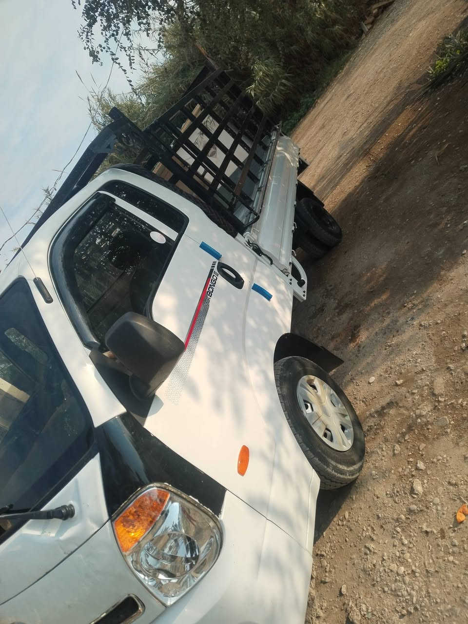 سلام عليكم كيه موديل 18 بدون رقم سعر 55 وبيه مجال للاتصال *********** مامتواجد عل فيس مكان سياره واسط العزيزيه لمو شراي لا يخابر رحمه للعباس بدون حجر سياره بيه معجون من صفحت لباب ليمنه ضربته كلش بسيطه خابر وتدلل
