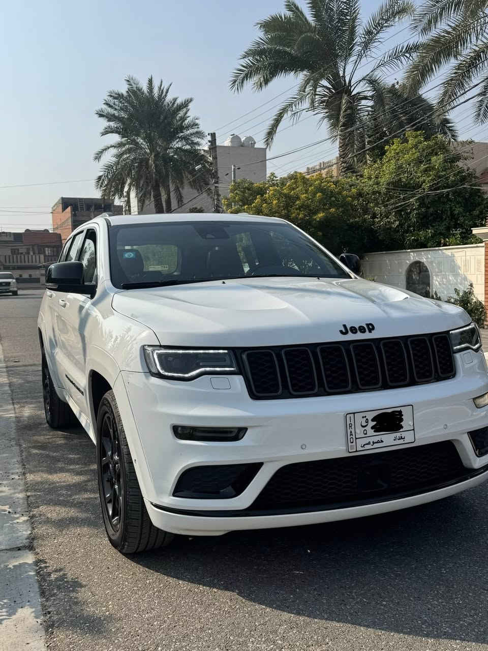 السلام عليكم
جيب s 
موديل 2022
ماشية 41 الف 
رادار امامي 
بنيد فتحات 
داخل احمر و اسود جلد 
فول الفول 
السيارة مغلفة ppf من هيا زيرو 
السعر: ٣٨.٥٠٠ $
عنوان : بغداد حي الجهاد 
للاستفسار ***********
