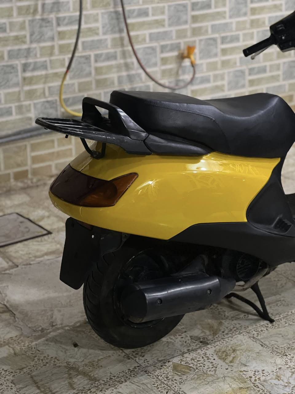 للبيع سبيسي ياباني مكينه بعدها ع السحك ناعمه وخير من الله كل نقص مابيها كهربائيات كلها كامله السعر 600 وبيها مجال قليل ***********
