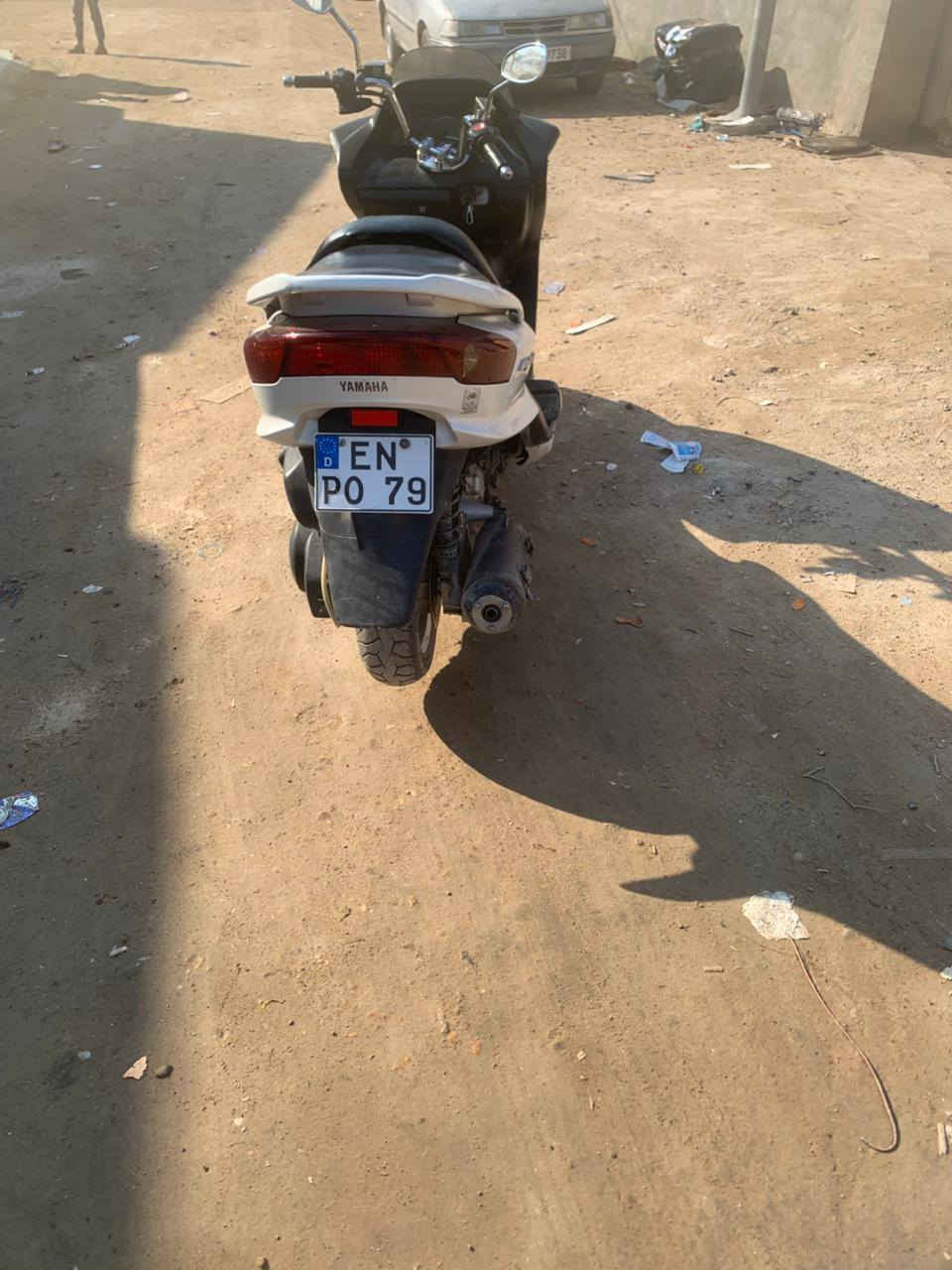 السلام عليكم شباب دراجه ماجسته دبل رون كهربائيات كلها شغاله مابيها نقص لو بكد الشعره باتري جديد نضافه كدام عينك اشاير لايتات عالي ناصي لايت بريك سكن كله شغال نضيفه الدراجه اوراقها كامله اصولي مو كلك نفس باقي الماجسته هاي كامله منفيس واوراق بس ترقم للبيع او مراوس السعر 750 وبيها مجال قليل حك جيتك المكان فلوجه قريه المختار للاستفسار خاص او اتصل او واتساب ***********
