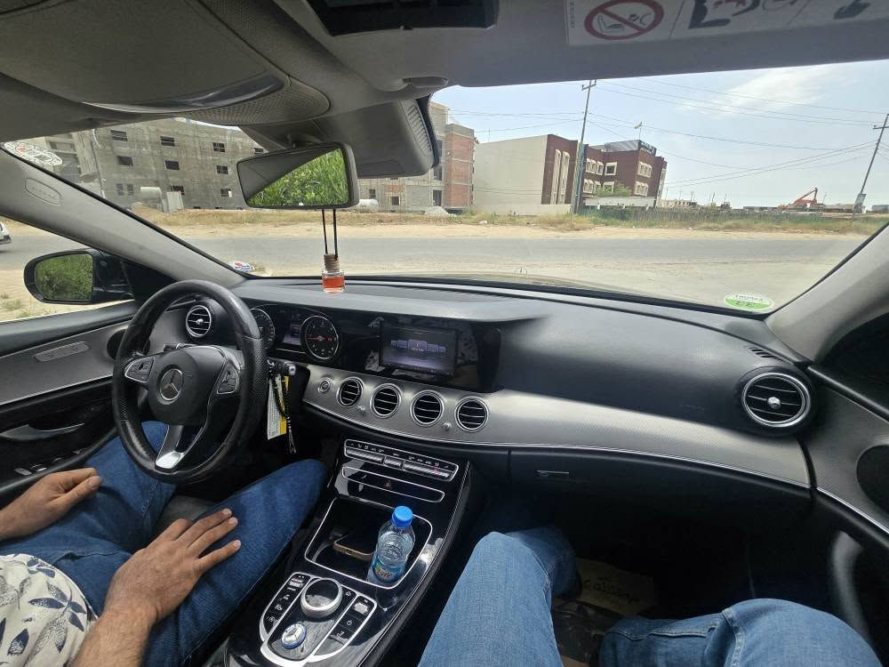 Mercedes benz TDI , V.4  220 d كاز توربو مرغوب بي موشكيله يه زور خاوينه مشاءالله سياره زور جوانه يك داسته باناوي خومانه مكينه كير باشارته تايه نوي كورايه رقم سانوي نويه ته  28 شرکت team car 🚗 .. 178  km روشتيه مواسفات فوله باس سليت نيه و  وارد   ألماني مواسفات ماتريكس  رقم *********** أربيل, العراق
