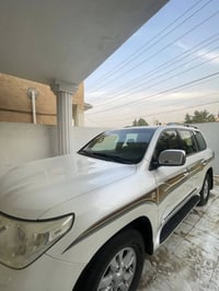 لاندكروز • ٢٠٠٩ • مكفولة سنة