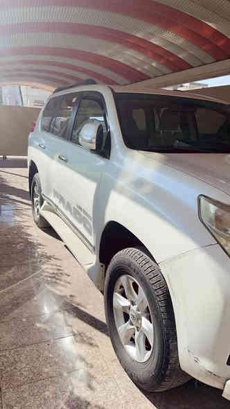 برادو ٢٠١٣  كويتي دبل تانكي
٦ سلندر
ماشيه ١٩٨
بغداد الحبيبيه 
***********
السعر ٣١٥
