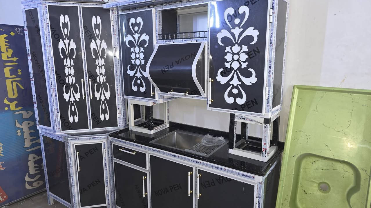 كاونتر سيت شغل تسكام مبطن ابو الباب المقوسه مترونص مع المعلق مرمر ابو الحوض الاستيل وزاويه قطعتين السعر ب865العنوان كربلاء، حي العامل نهاية 🔚 السوق قرب جامع اهل البيت معرض بركات ال محمد عليهم السلام والتحيه هاتف 📞 ***********
