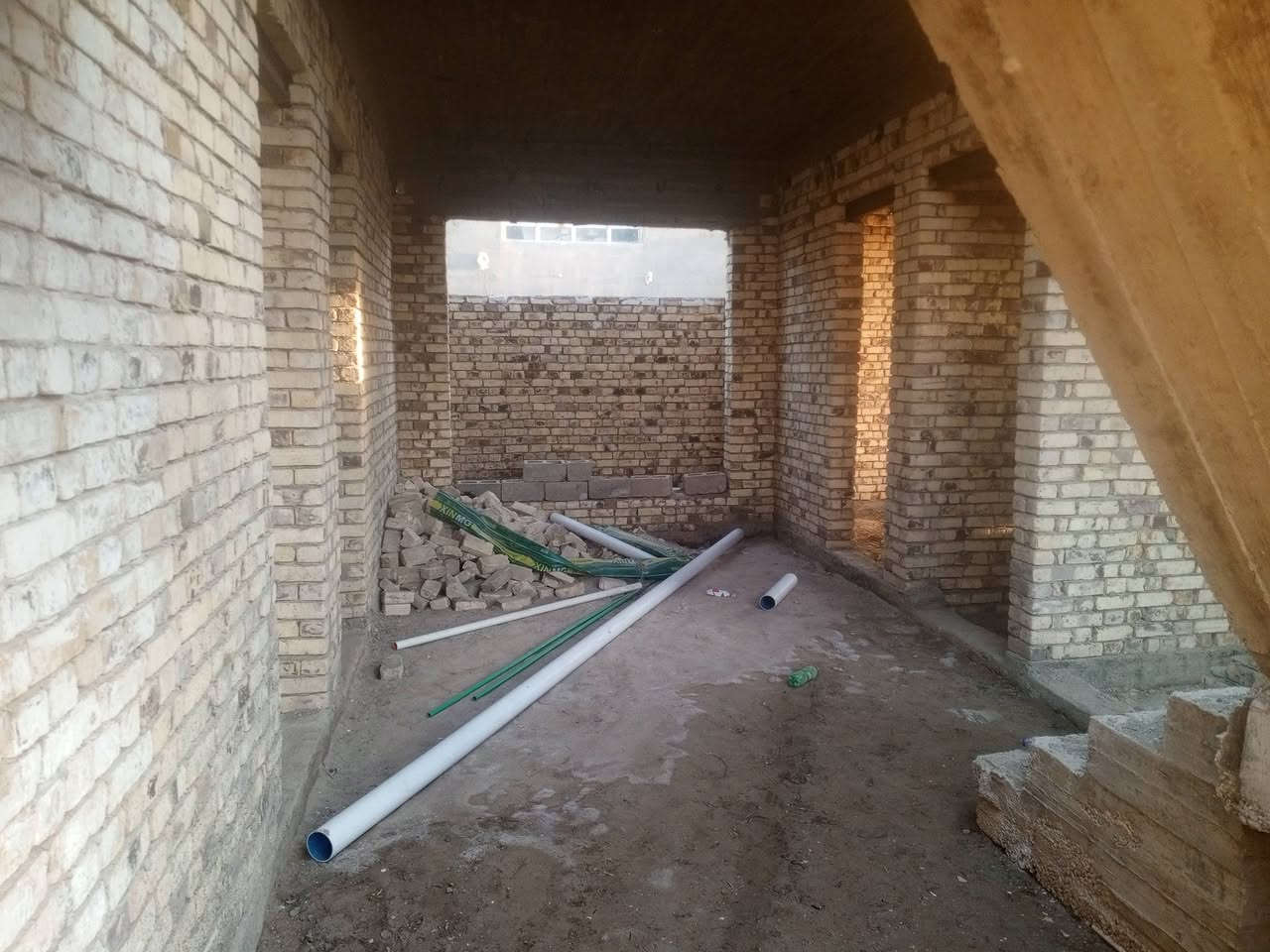 هيكل للبيع قضاء السدير الطريق السياحي مقابل بيت الشيخ فاهم الخزعلي ابو مهند مجاور سيد ياسين المساحة 200يتكون من غرفتين وصاله ومطبخ وحمام استقبال السعر 55مشمول بالتمليك ***********
