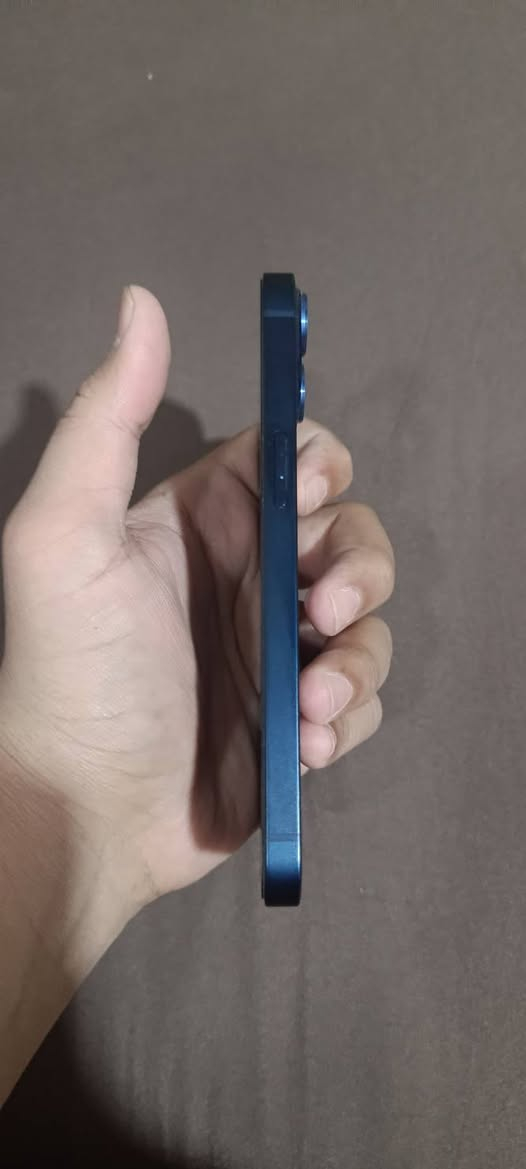 سلام عليكم
،13 عادي ذاكره١٢٨ 
مكفول كفاله عامه زلغ مابي جديد جهاز 
بطاريه ٨٧ 
سعره مناسب 
مكاني بغداد دوره 
***********
