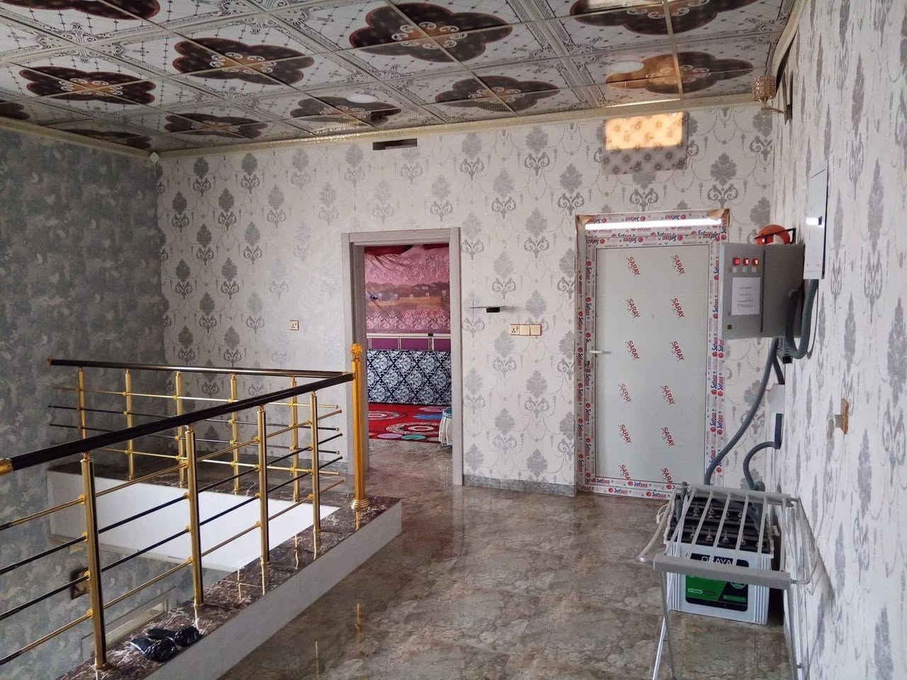السلام عليكم ورحمة الله وبركاته للبيع دار زراعي البيت مساحته ٥٢٠ طابقين يتكون من ٤ غرف صاله ٦ في ٩ مطبخ عدد ٢ طاقه كهربائيه البيت مع الغراض مفروش ب١٥٠ مليون معه غراض بدون غراض ب١٢٥ للاستفسار على الرقم وحياكم الله *********** بيع مستعجل ***********
