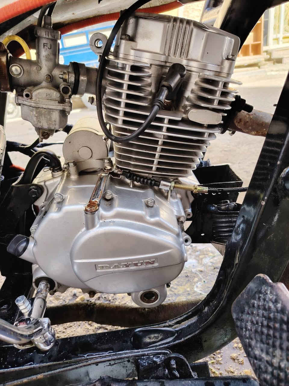 سلام عليكم ستوته للبيع موديل 15 اوراق كامله بدي 14 ستوته توه معمره جاهزه من كلشي نكره سلف برغي ما مفتوح بيهه *********** هاذه رقمي مكاني ناصريه مركز قرب گراج بغداد
