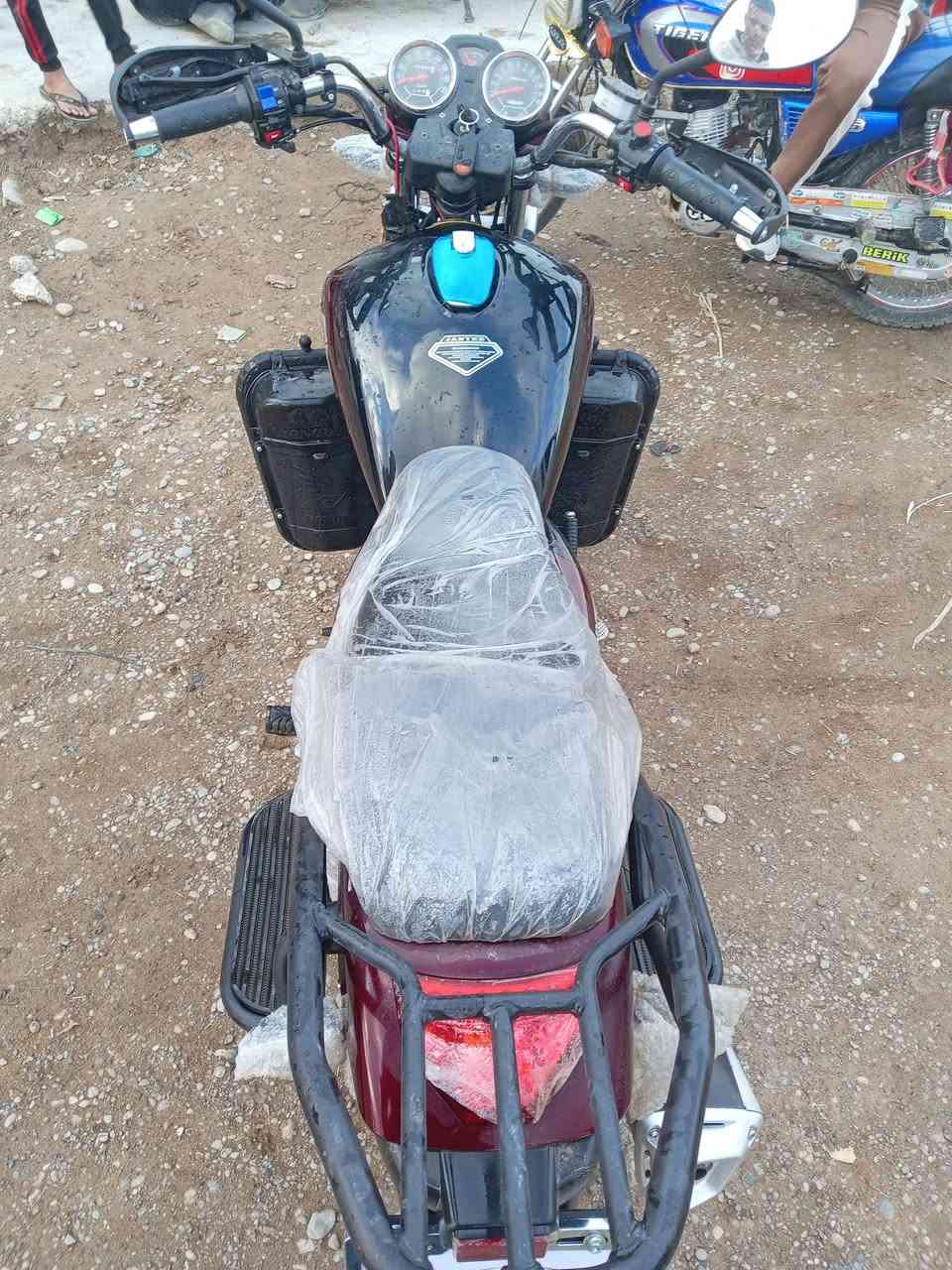 اسلام عليكم هيوشه 2025للبيع
جديد بعده 
محرك 200
السعر /مليون و ميه وبي مجال 
***********/ المكان شميط
