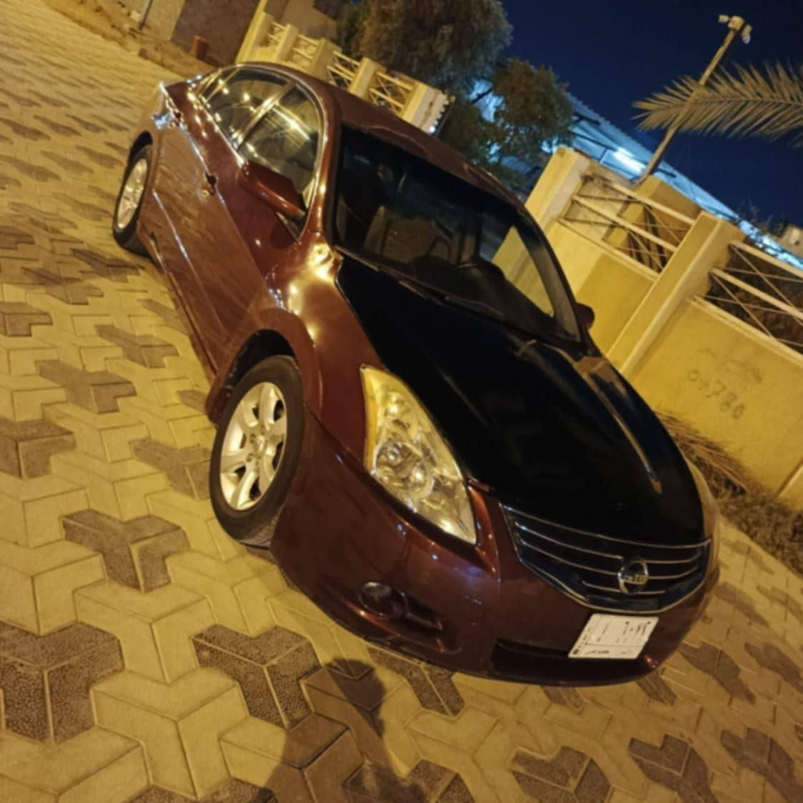 سلام عليكم نيسان التما سياره بدون صبغ بلاديه كير محرك شرط تبريد هيتر شغال مكانهه بغداد السعر ٧٤ وبيه مجال ***********
