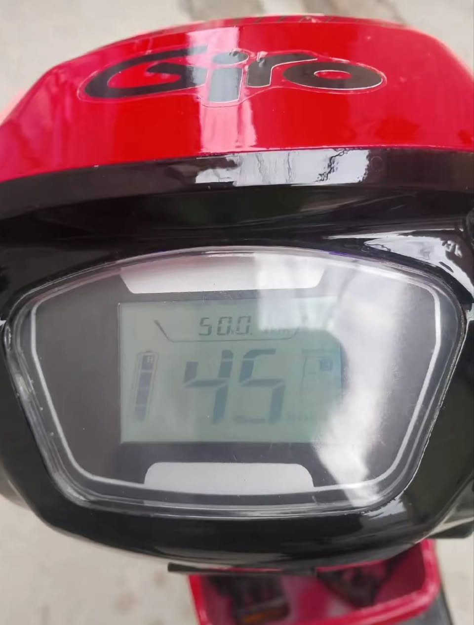 السعر 250 وين مجال رقم الهاتف ***********
