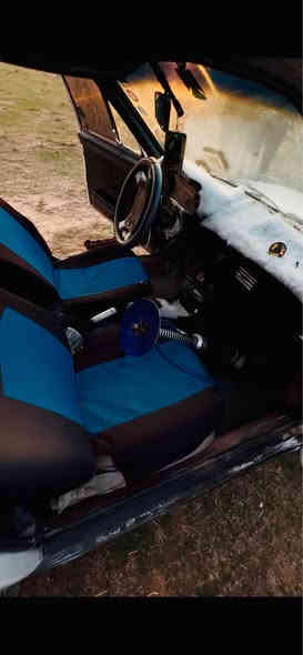 برازيلي فورگس واگن موديل 1988 ئارم پلاستيك پاكانةشي لةگةله بةشرتي غرامه بةشةرت مةكينةى بةشةرتى وةستا 4 گيره بيلاد  اويش بةشةرت تةقةو رةقةى نيه ماشاءاللهزور نةرمه سعريشي 11 گةلا مةجاليكى برايانه رقم موبايل *********** شيخان
