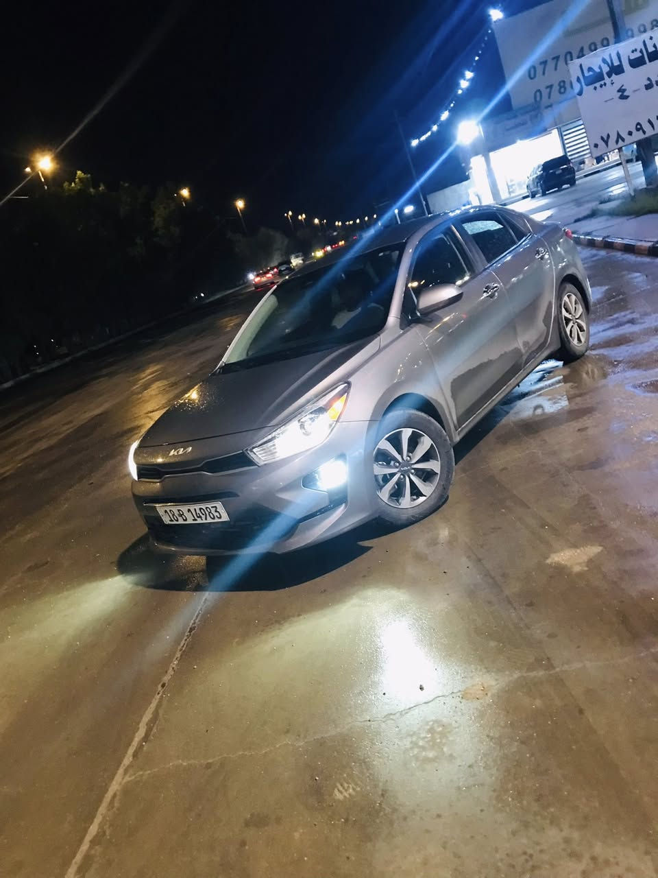 سلام عليكم 

كيه ريوو مديل 23
وارد امريكي 
ماشيه 33.الف حقيقي السياره كلش نضيفه 
السياره من البيت الدوام كلش نضيفه 
ويل كب بلادي كله عله البلد 
السبير مانازل كلمل هواا والعده

السياره بصمه شاشه كبيره 
نضام سبورت مانع نزلق 

داخل اسود بلد 

الساره مو سيفيتي ايتي المكينه الف وخمسميه  دكشن عالي 
 
حادثهاا جاملغ اليمن المامي ونص بنيد بدون شواصي والغود 

وبدون يرباك 
وهناا بلعراق صار بيهاا طخه كلش بصيطه جوه المرايه مال السايق كلش صغيره ومرشوشهُ كلير الباب مال السايق 

والبنيد هم مرشوش والدعاميه هم الماميه 

رقم الشاصي مرفوع بلمنشور طب شوف الحادث 

كشاف زينون ثلجي عالي ناصي ماناقصه برغي السياره تجي تفحص وتاخذ سونار وين ميعجبك 

مكان السياره بابل ناحيت النيل 

ملاحضه شباب السياره بسم ابن عمي تريد تحويل تريد وكاله 

تصل وبيك خير وتدلل 
***********
