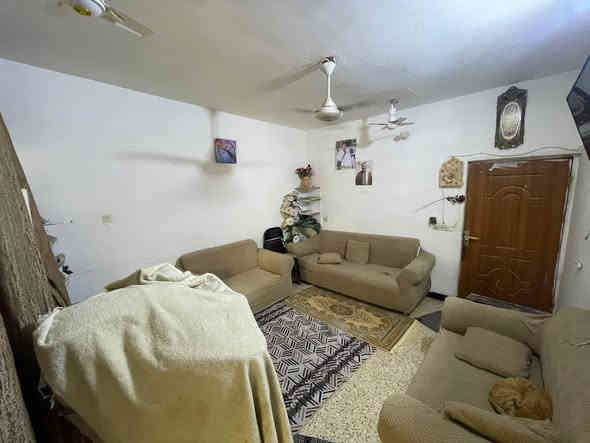 السلام عليكم 

بيت+محل +قطعة أرض للبيع

1
بيت مساحة 50متر مربع 
طابقين كامل
2
محل مع مواده مع جميع الأغراض  
المساحه 60متر مربع 
3
قطعة أرض المساحه 110متر مربع

للبيع 
كامل أو مقطع حسب الطلب 
الرقم ***********
