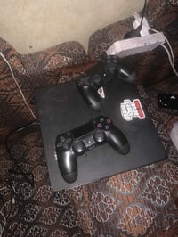 بلي فور قيم واخذ سعره ١٥٠ بلي فور سلم ما بي اي شي تفحصه وتاخذه بي ٢ يد...