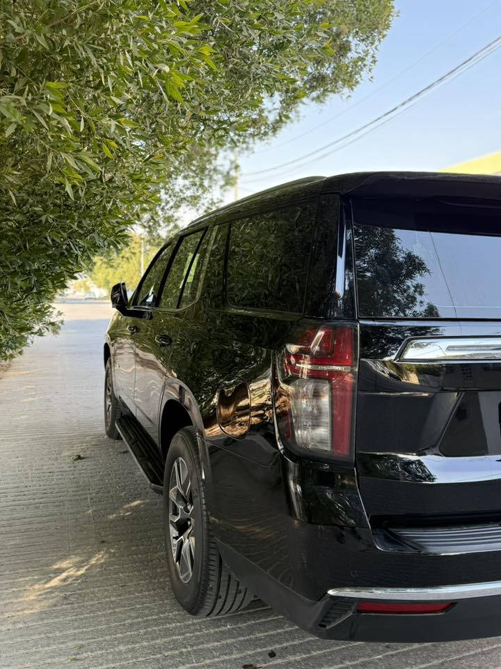 تاهو 2023 خليجي
وكالة منصور فئة LT فول مواصفات رقم بغداد
السيارة مكفولة بدون صبغ بدون حادث بدون بارد بصمتين
مغلفة PPF بلكامل ضمان 10 سنوات على المحرك والقير والكهربائيات
الممشى: 36 ألف كم حقيقي بحالة الزيرو
المواصفات:
محرك 5300cc
بانوراما
شاشة ترحيب 
شاشات خلفية
نضام ملاحة
منبة اصتدام
إضاءات LED
عداد إلكتروني
فتح وغلق كهربائي للأبواب
رادار أمامي وخلفي
‏Auto Stop
 كاميرات
دفع رباعي (دبل)
ثلاجة داخل السيارة
مقاعد جـلد
كراسي تدفئة وتبريد أمامية وخلفية
كراسي DVD
باب خلفي كهربائي
نظام هواء متكامل
باقي المواصفات  المعروفة كاملة
الموقع: النجف 
رقم الهاتف:***********
