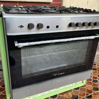 طباخ إيطالي • نظيف وشغال • فرن