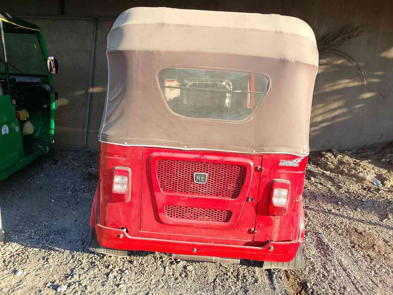 السلام عليكم تكتك رقم بغداد للبيع التكتك خير من الله موديل 2021السعر 5وبيه مجال ***********
