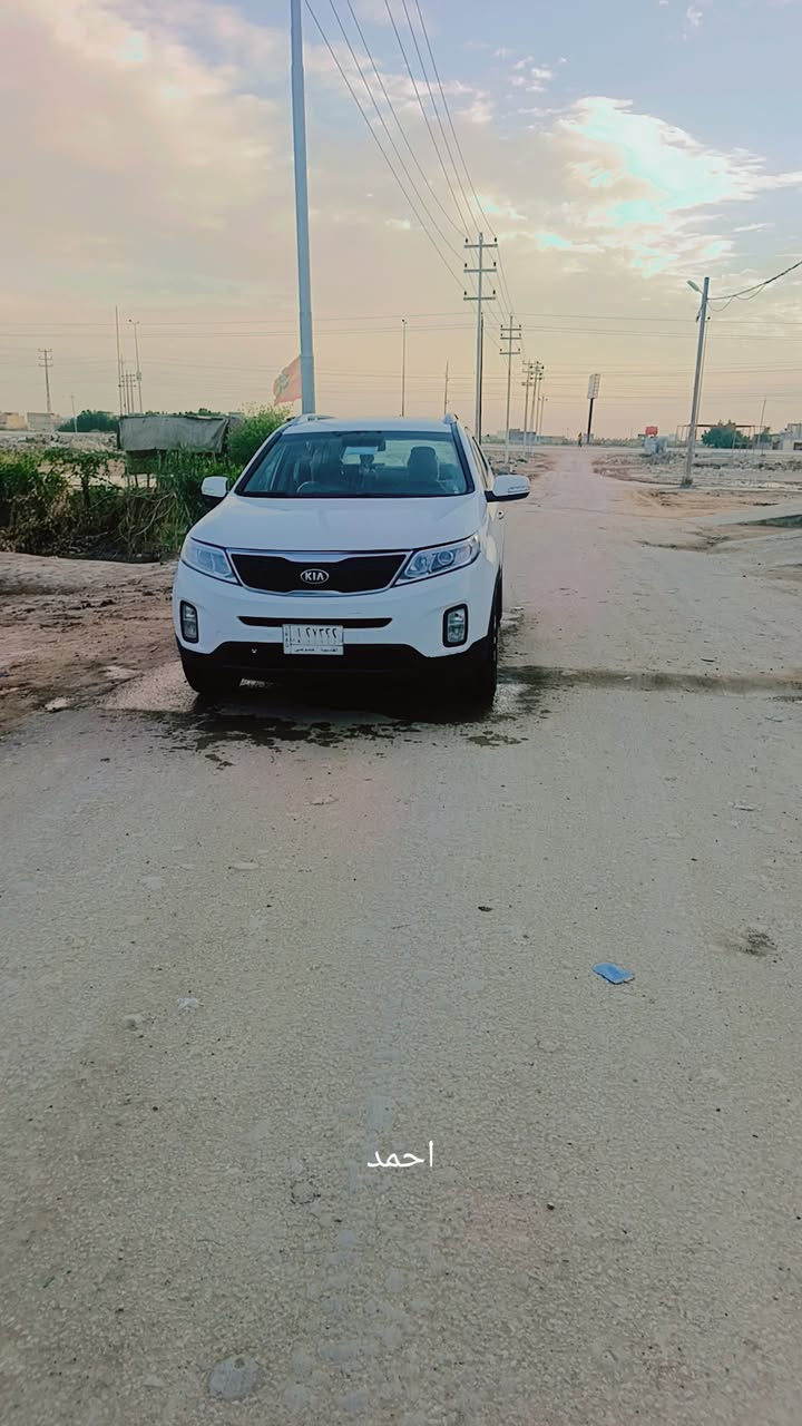 سلام عليكم سورنتو ٢٠١٤ خليجي محرك سته ٦ سلندر ٧ راكب تبريد ٣ قطع محرك كير تبريد حداديه تخم تاير كارتون سياره جاهزه للخير بيها ٥ قطع صبغ جماليه ابيع حزام  بدون دواخل بد تكم مكان سياره ديوانيه السعر ١٥٥ وبيها مجال تفصيل اتصال ***********
