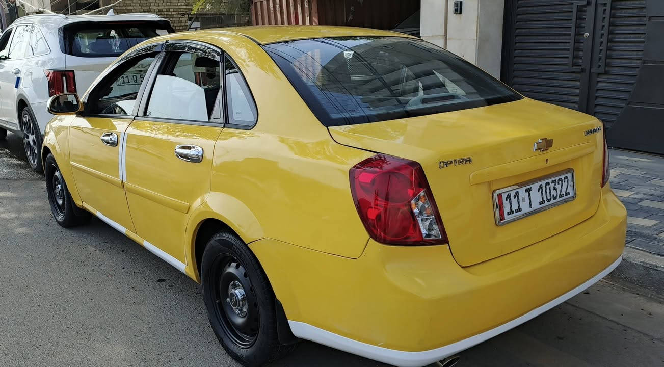 السلام عليكم
اوبترا 2010 بسمي تحويل مباشر
الشركه العامه صفره 
محرك جديد
كير عادي
تبريد 
السعر ٦٠ 
مكان السيارة بغداد الكريعات
***********
