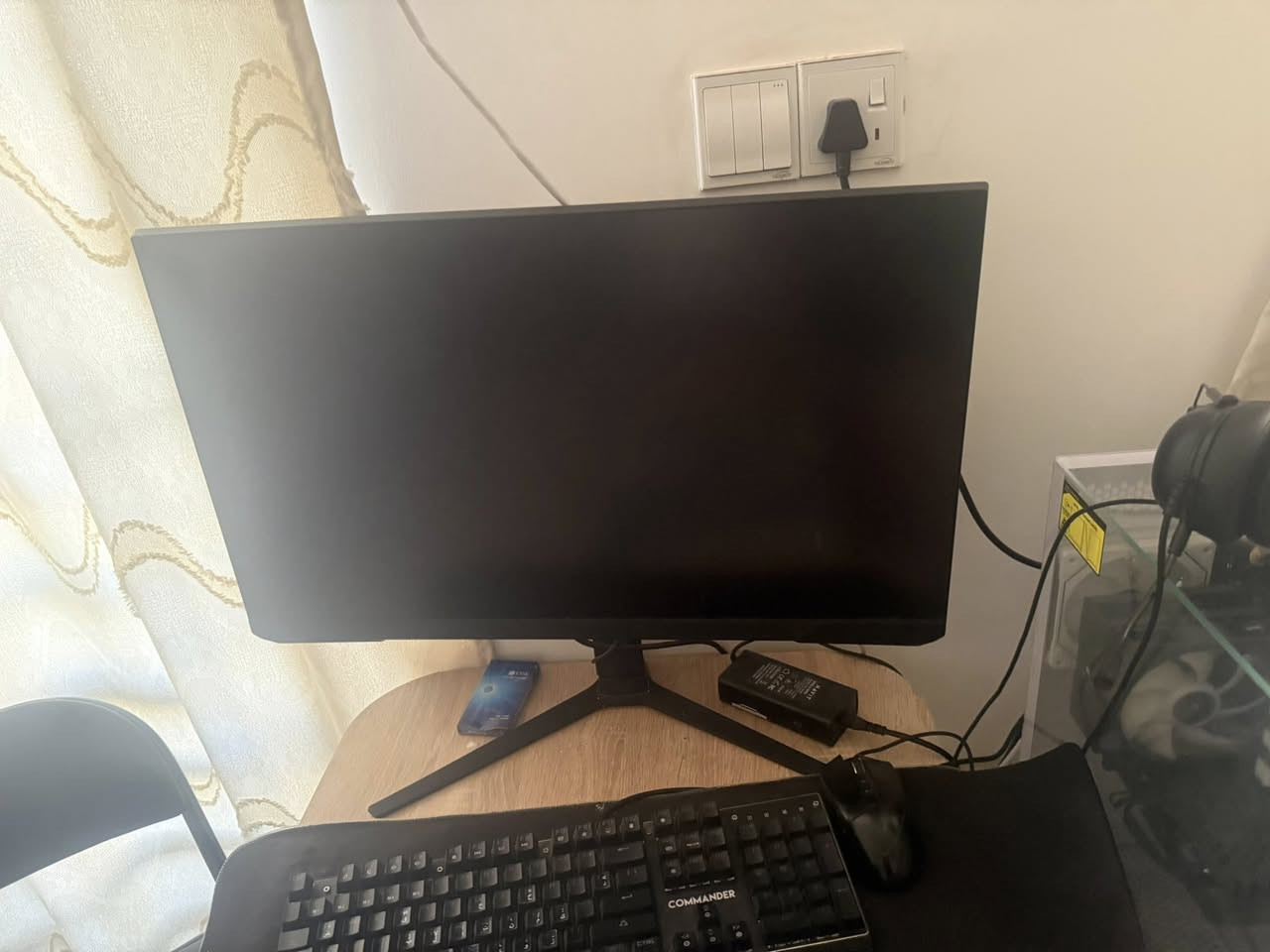 السلام عليكم تجميعه للبيع مواصفات

i5 9400f
رامات 16
هارد 1T
ssd12GB
RTX 3060 
*********** عنوان بغداد
السعر مليون 300 الف
