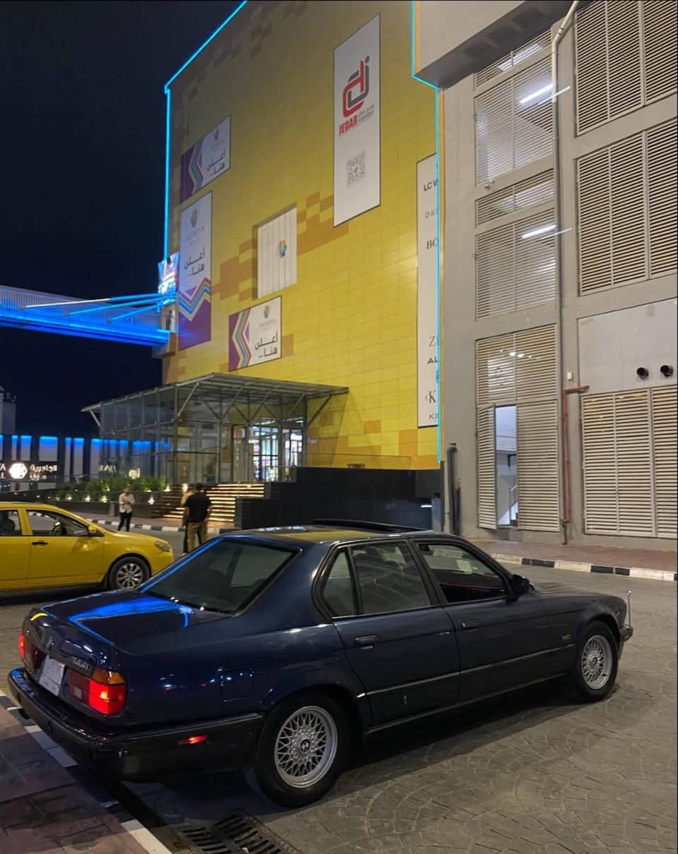 السلام عليكم بي ام 740iاصل بليته وسنويه
فول مواصفات دبل جامه دبل چكمچه كشنات جلد كهرباء صندوق شفط و فتحه طگتين گير مكينه اكسل كفاله منضومه بانزين جديده 
المكان: الجادريه
***********
السعر 58وبيها مجال حگ الجيه
