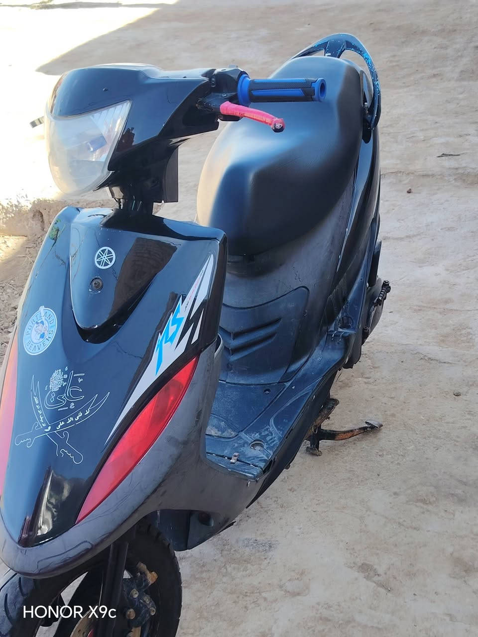 السلام عليكم
دراجه البيع ماكس عدله 
دراجه مفتوحه 
الدرجه نضيفه شوفت عينك 

مكاني الدوانيه
 الحمزه الشرقي 

السعر 475
وبيه مجال قليل
 اليحب يستفسر
يتصل عل الرقم ***********
