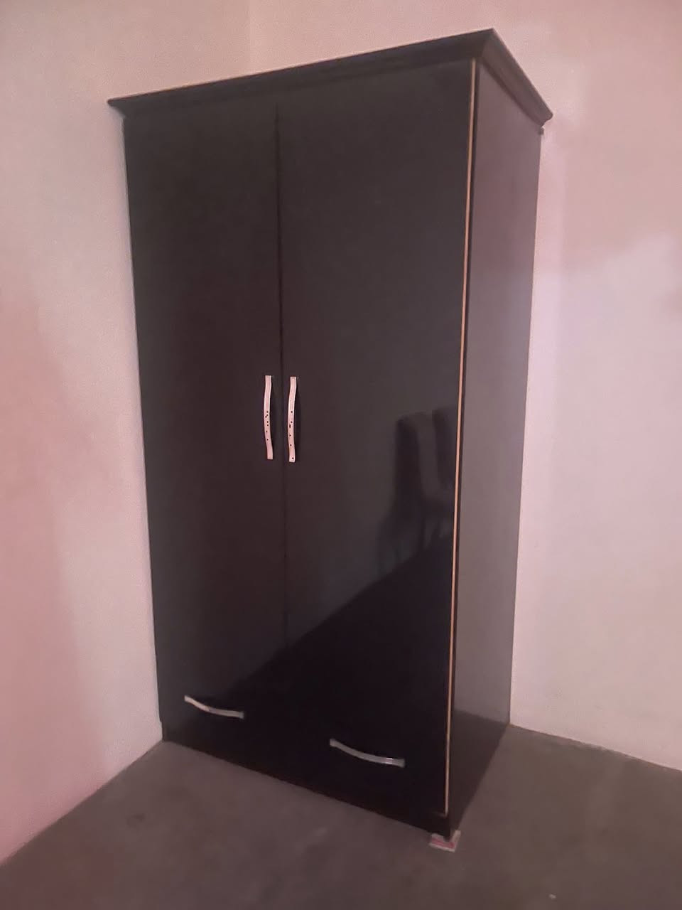 غرفة نوم للبيع جديد سعر ٥٠٠ بي مجالهـ*********** عنوان حي عسكري
