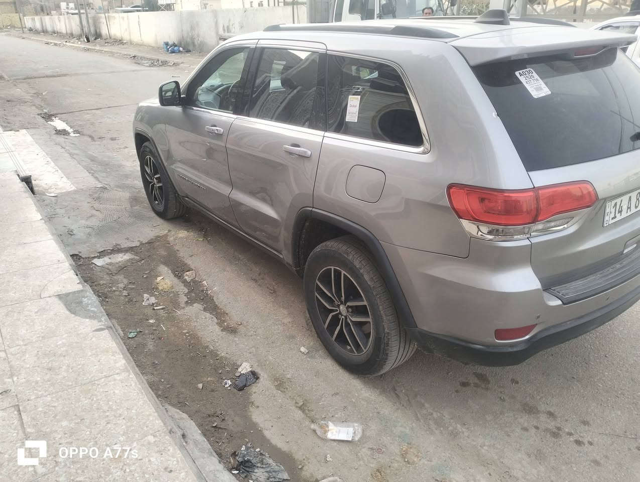 السلام عليكم للبيع جيب لاريدو 17اصل مكانهه الناصرية ***********
