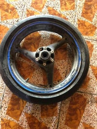 شباب تابر امامي امريكي مكتوب 🇺🇸 يرهم على شكو دراجة من 900 او فوك 07725...