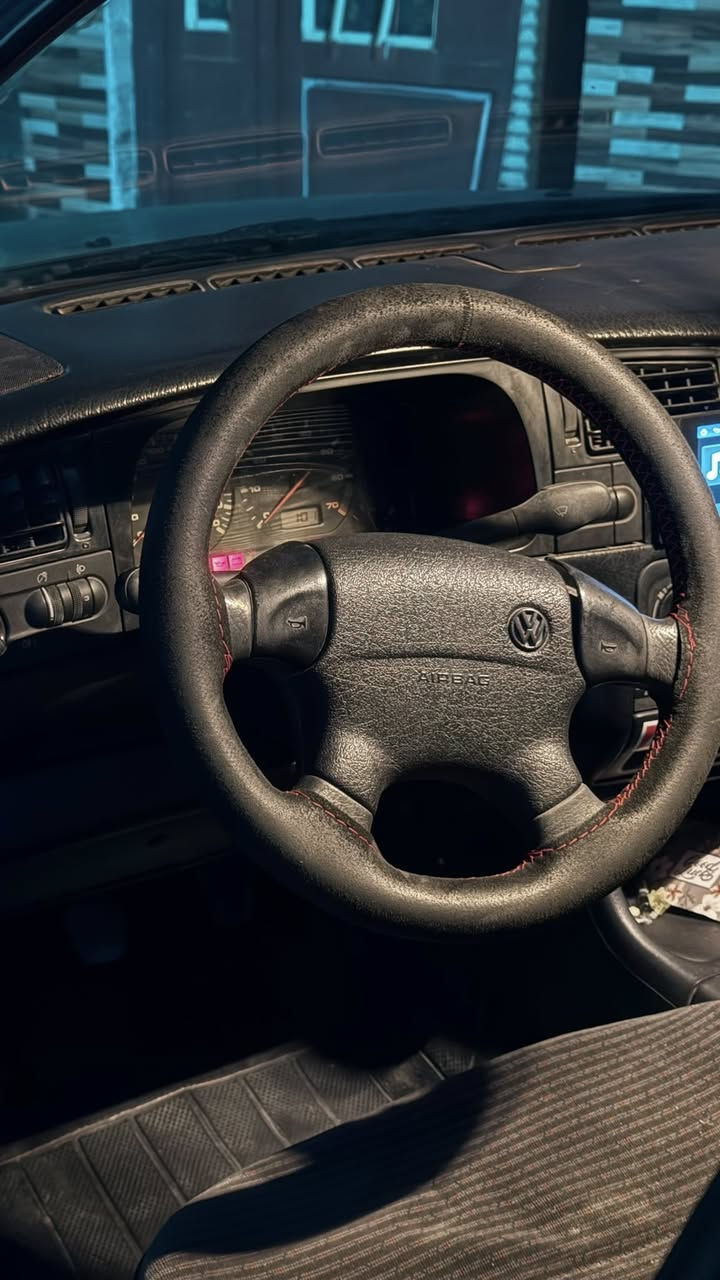 كولف للبيع 
 نفخ mk3 موديل 1993 
محرك 1800 دوش 
كير عادي 
مصبوغة عام 
تبريد شغال 
غرفتها نضيفة 
كير ومحرك نضيف 
مابيها خياسات 
رقم انبار الماني 
سوارات ليد و منضومة زنون
شاشة كاربلاي
مكان الانبار الفلوجة
سعر 43 وبيها مجال بسيط


**إذا كنت صاحب هذا الإعلان وتريد حذفه لأي سبب، رجاءا أرسل رسالة إلى الدعم الفني**