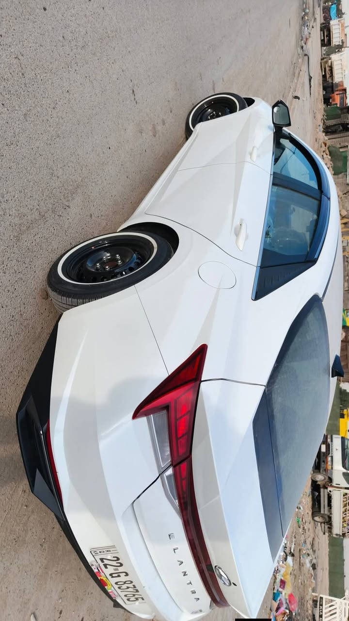 السلام عليكم هونداي  النترا2021 للبيع وارد امريكي رقم اربيل سنويه بسمي حادثها بنيد وجاملغ تبديل كير ومكينه مكفولات بدون ايرباك مكاني بغداد حي الاعلام السعر 160 وبيها مجال بصيط  شاري اتصل وتدلل مامتواجد عل فيس ***********
