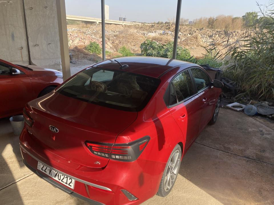 سلام عليكم للبيع ريو ميديل 21 دبل نوزل العنوان بغداد القادسيه السعر 128 ***********
