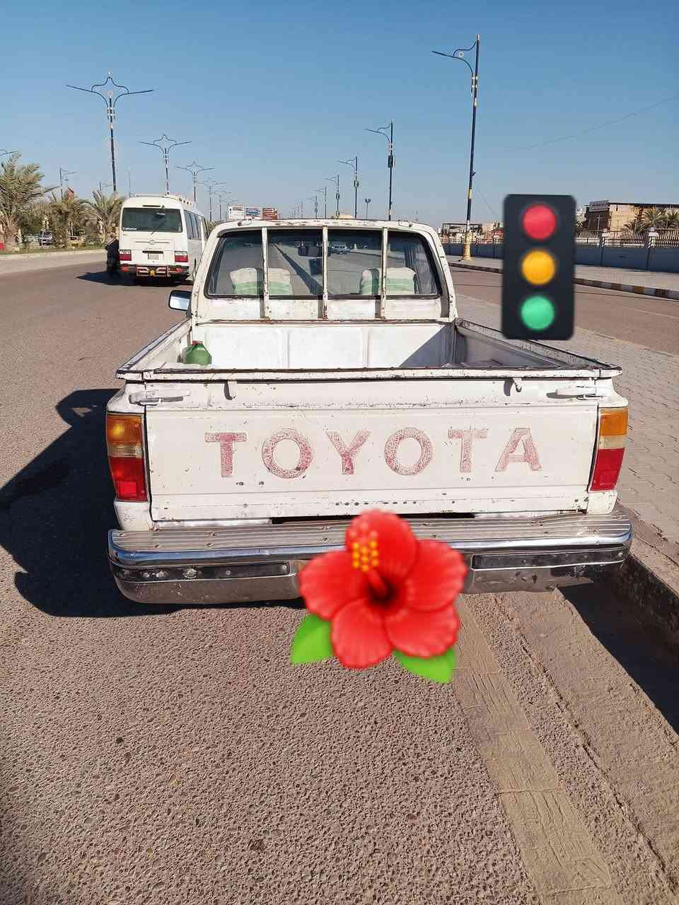 سلام عليكم سياره للبيع موديل 88گير ومكينه وشاصي مكفولات مكينه ثريواي المكان ميسان تفاصيل اكثر التصال على الرقم التالي ***********
