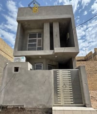 دار سكني #للبيع🏠 موقعه #حي_الجامعه_نهايت_شارع_هدئ_سجاد مساحته 100 متر ...